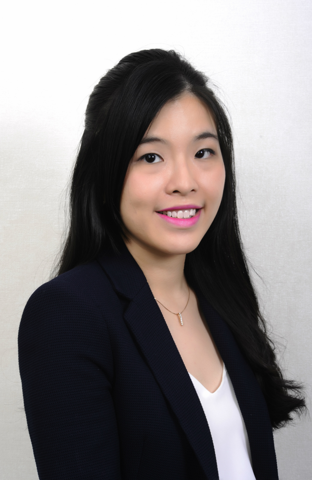 Linette Ong is now an Account Manager in Singapore, where she specialises in financial and corporate communications.